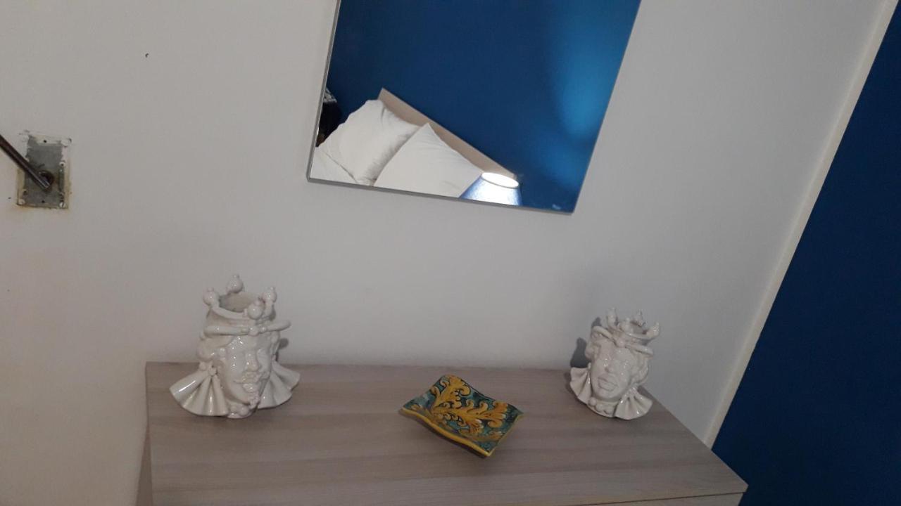 B&B Maia House Santo Stefano di Camastra Buitenkant foto